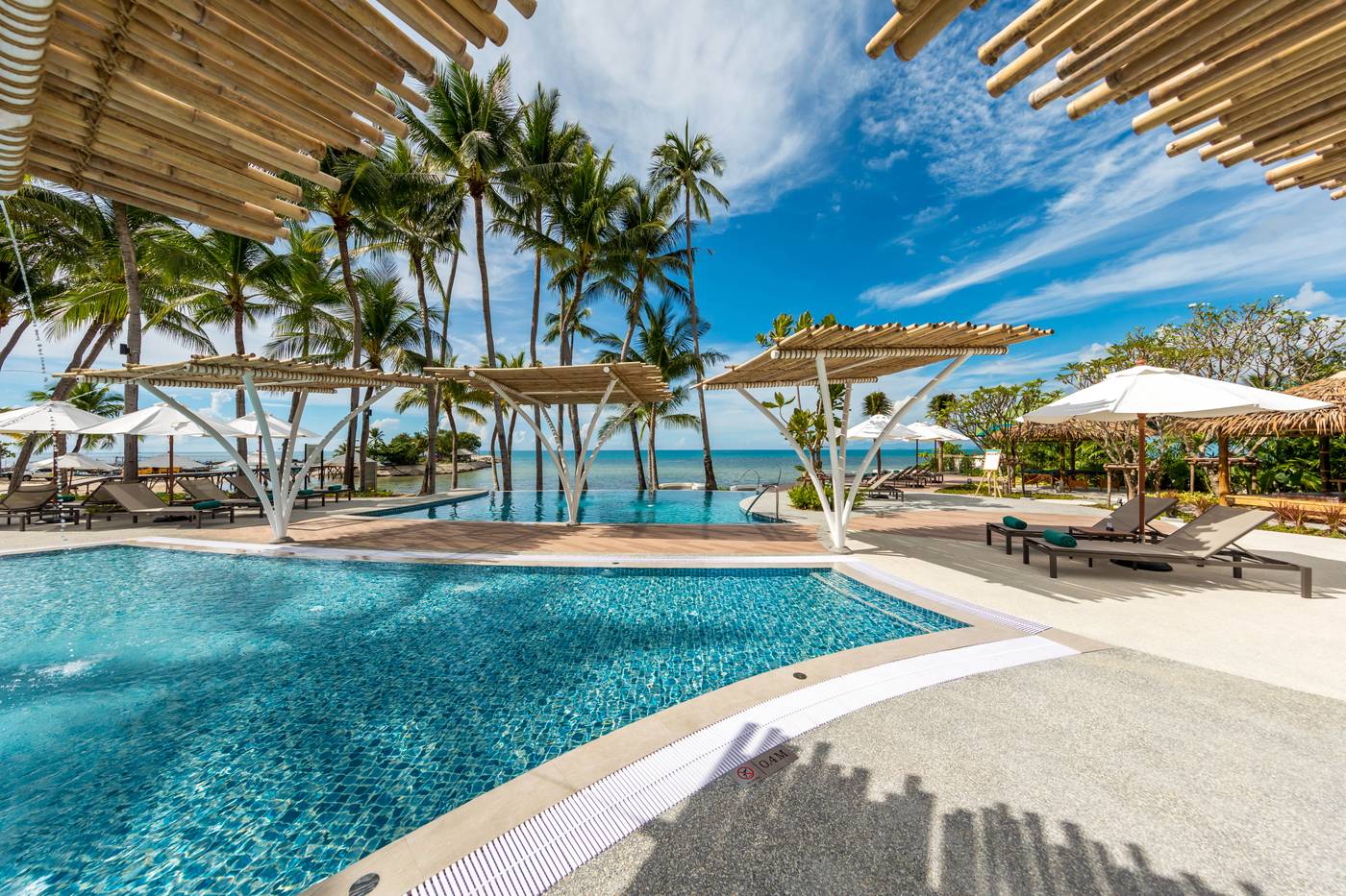 Outrigger-Koh-Samui-Beach-Resort-Pool-6