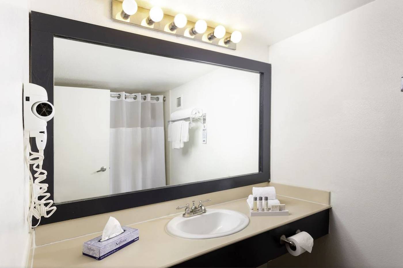 OYO Las Vegas Hotel & Casino-United States-LAS VEGAS-Room-8