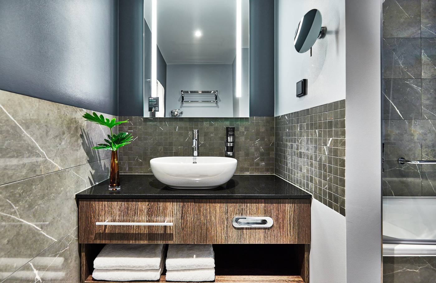 NYX-Hotel-Warsaw-by-Leonardo-Hotels-Room-46