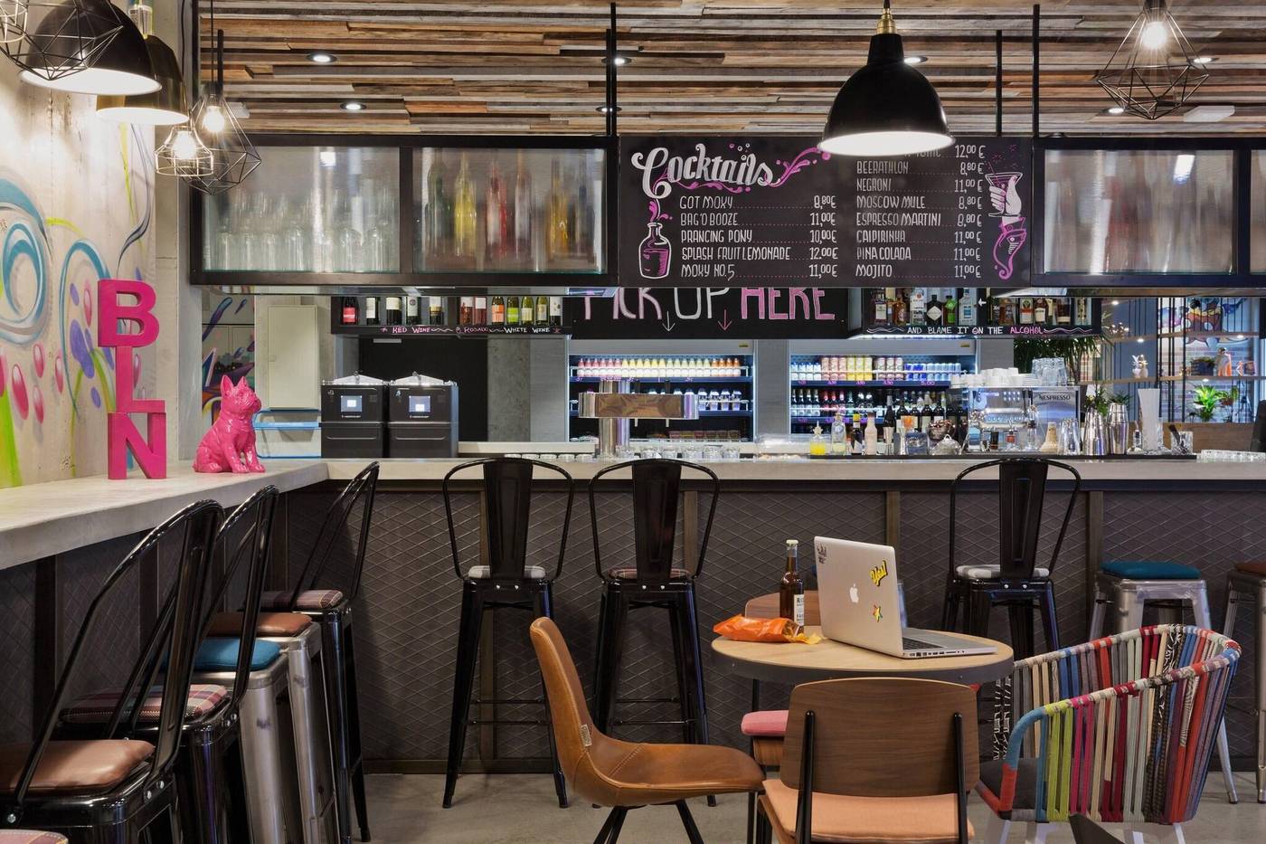 Moxy-Berlin-Humboldthain-Park-Restaurant-16