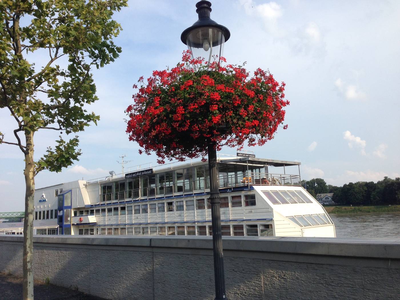 Botel Gracia-Slovakia-BRATISLAVA-General view-2