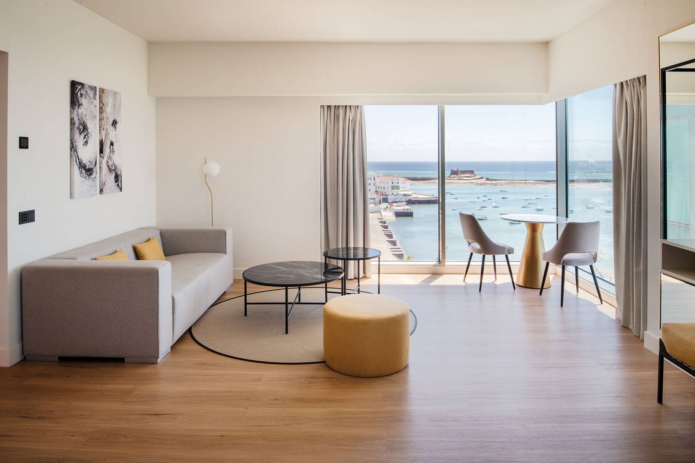 Arrecife-Gran-Hotel---Spa-Room-16