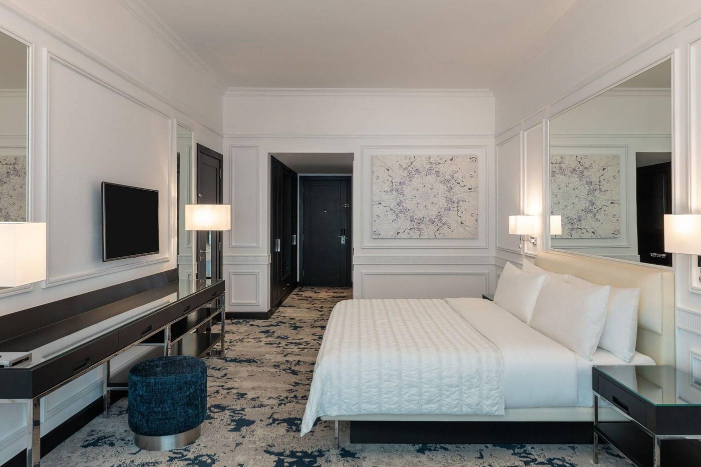 Le-Meridien-Mina-Seyahi-Beach-Resort---Marina-Room-41