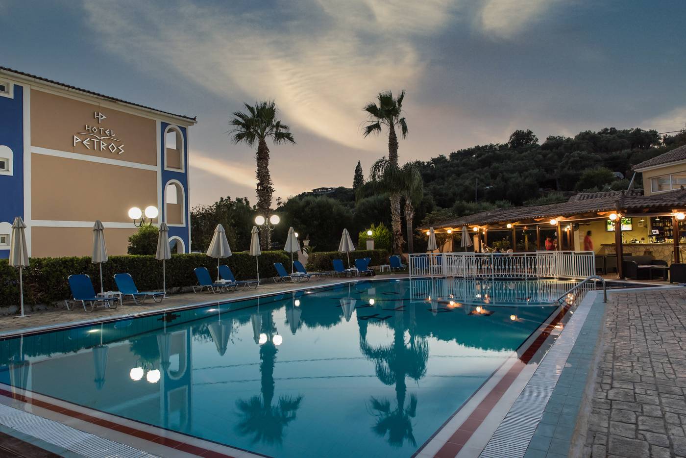 Petros-Pool-4