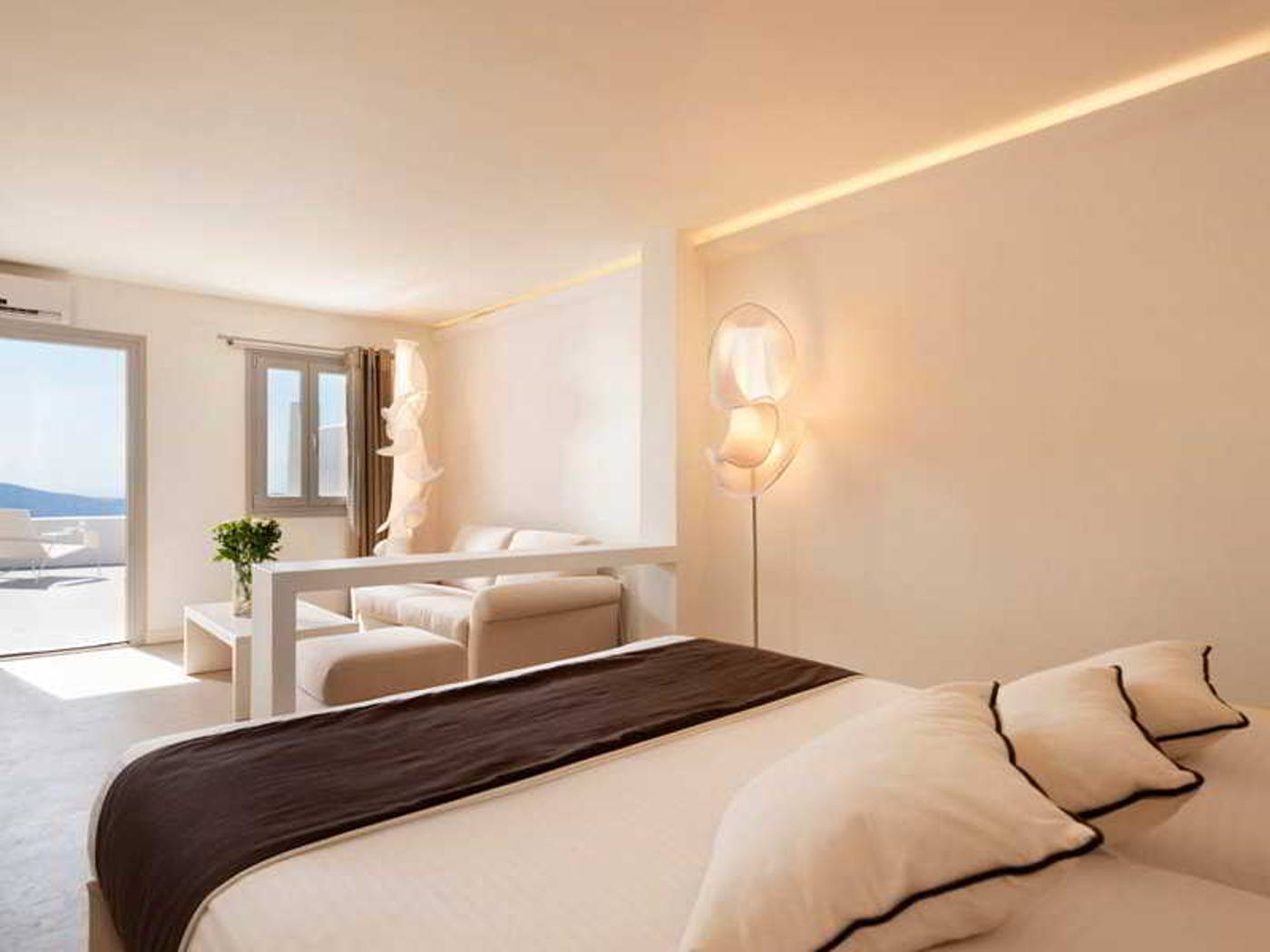 Galaxy-Suites-Room-12