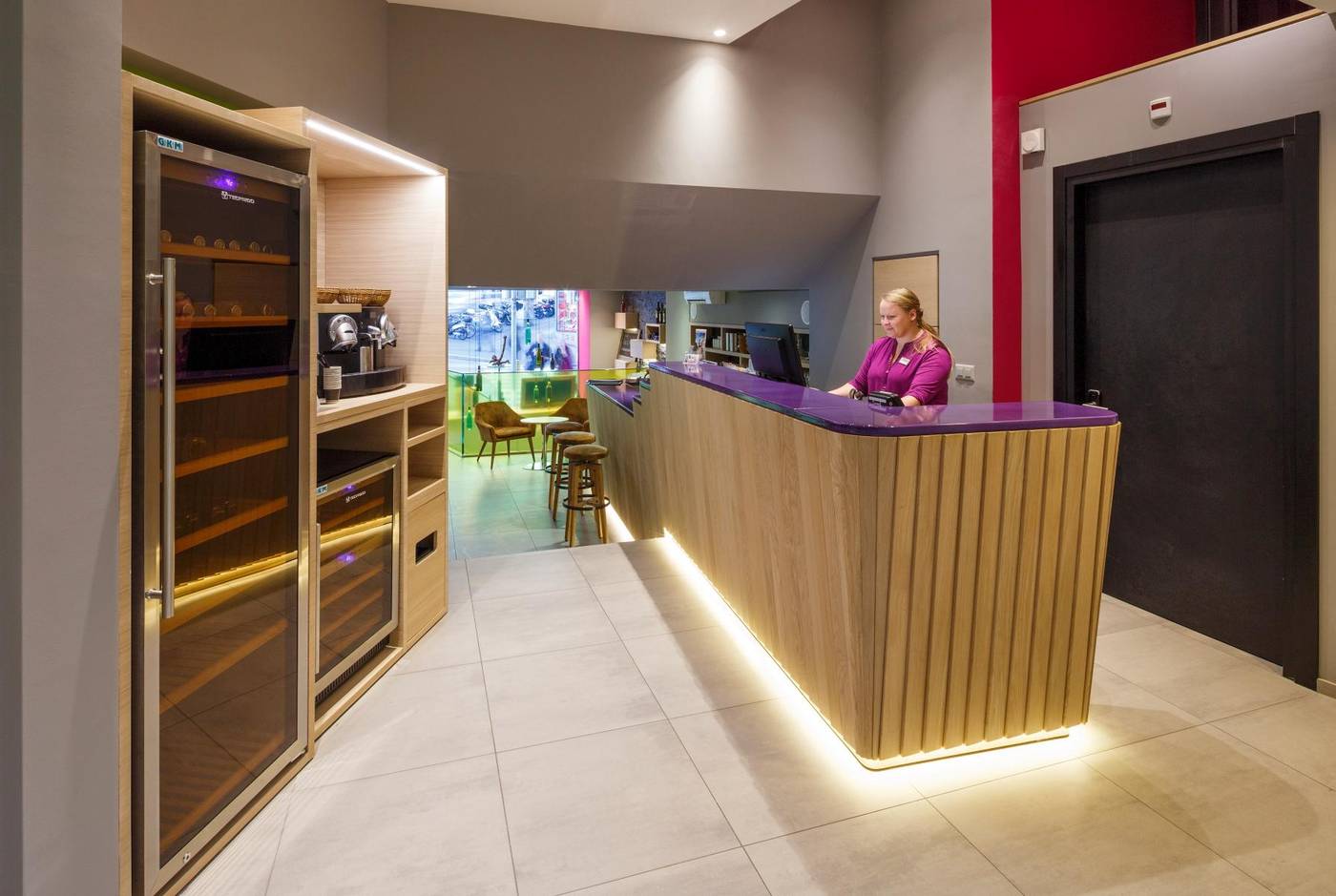 Swiss Wine By Fassbind-Switzerland-LAUSANNE-Lobby-6