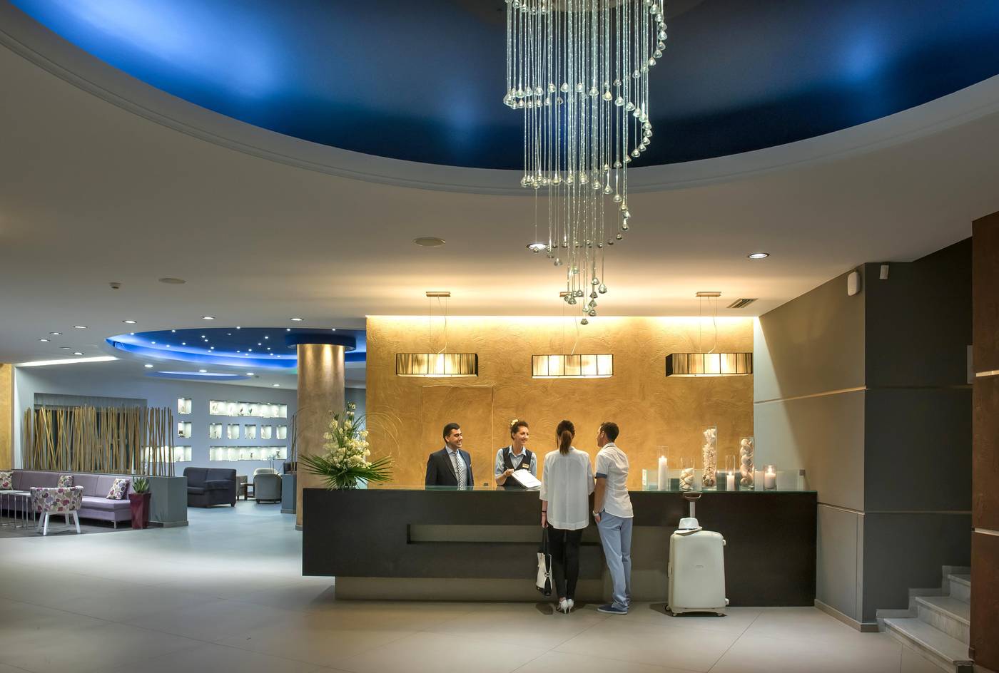 Blue-Bay-Resort-Lobby-51