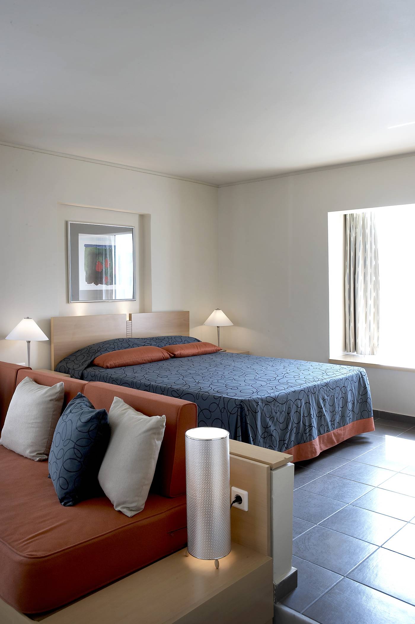 Eden-Roc-Resort-Hotel-Room-27