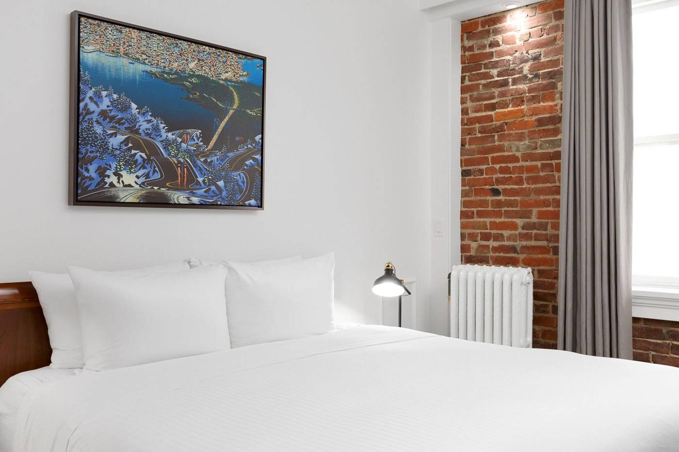 Victorian-Hotel-Vancouver-Room-48