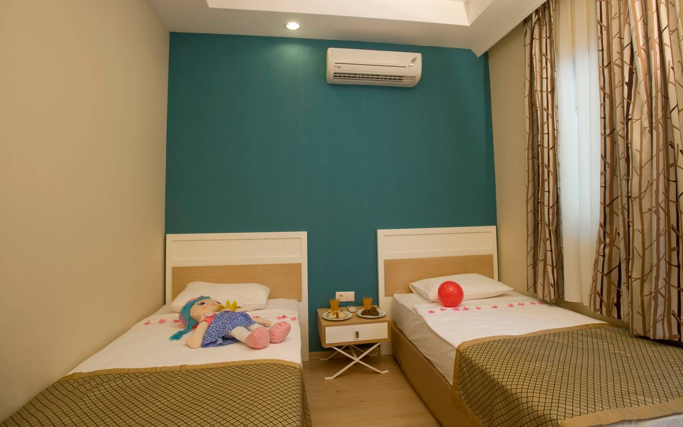 Green-Bay-Resort---Spa-Room-37