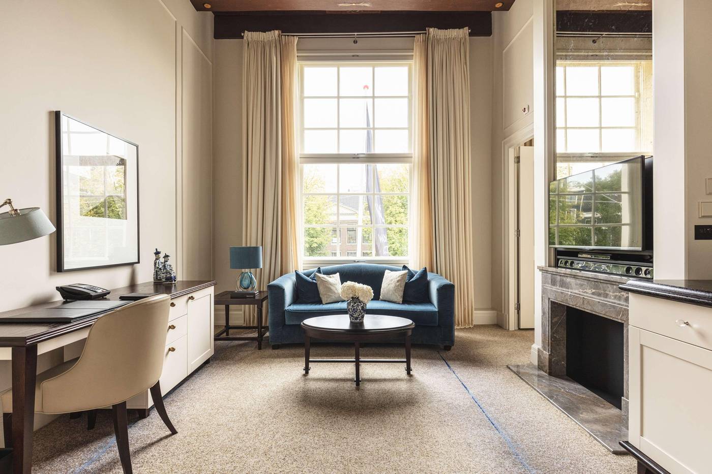Waldorf-Astoria-Amsterdam-Room-12