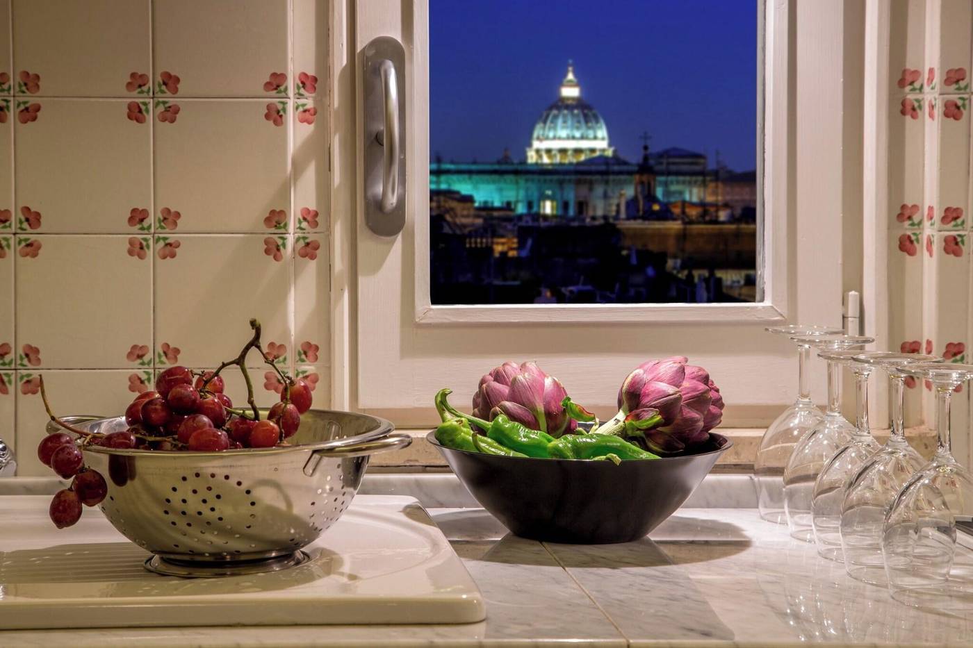 Inn-At-The-Spanish-Steps-Room-11