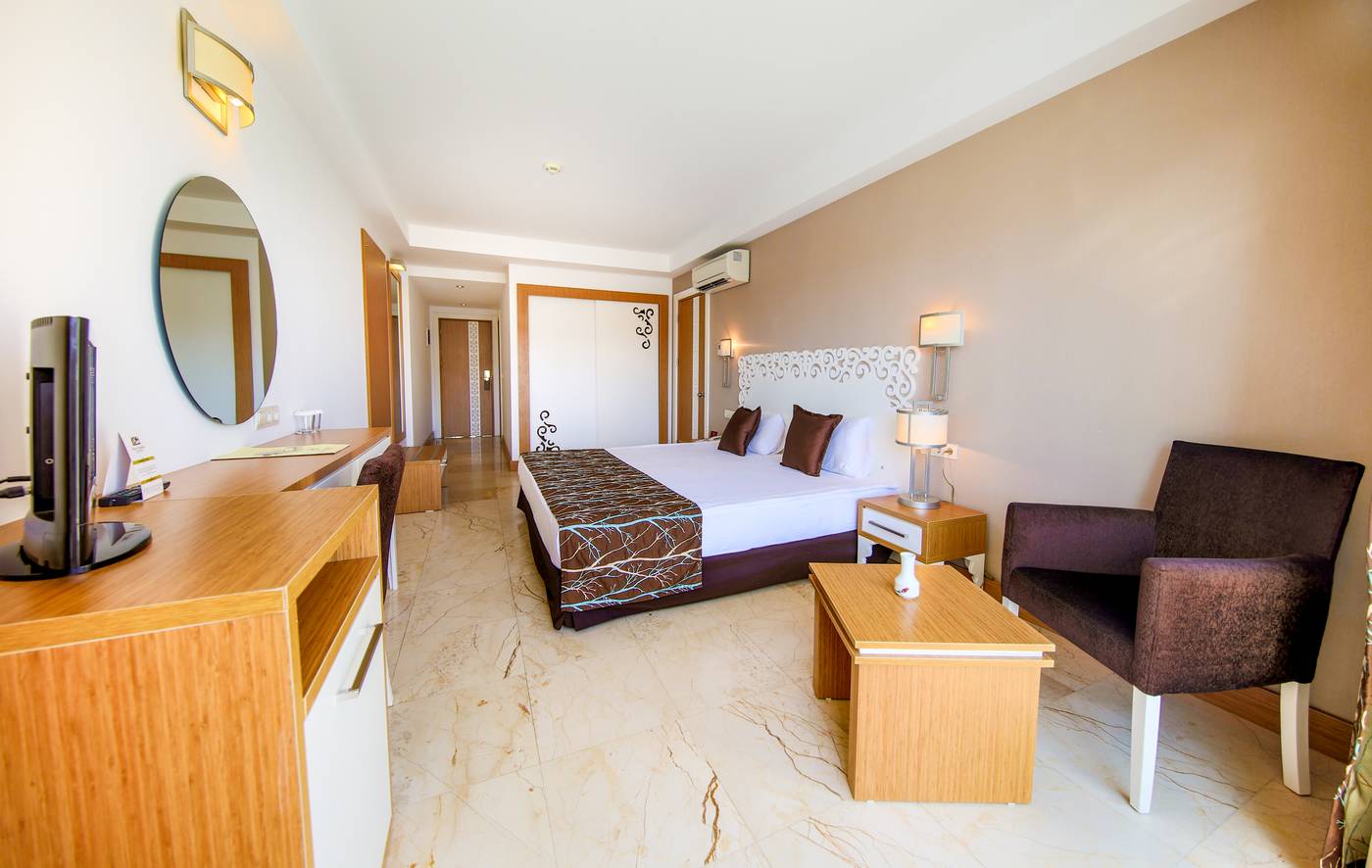 Horus-Paradise-Luxury-Resort-Room-36