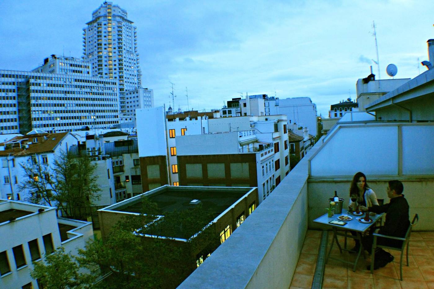 Suites-Viena-Plaza-de-Espa----a-Room-27