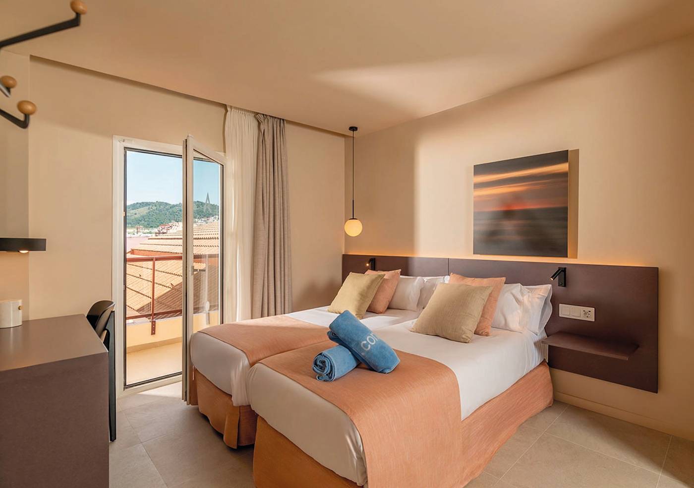 Aqua-Hotel-Promenade-Room-17