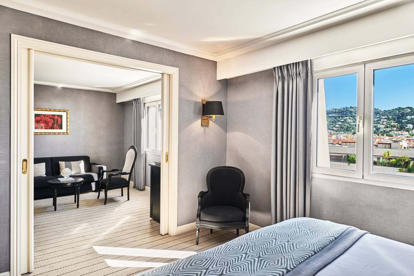 H----tel-Barri----re-Le-Majestic-Cannes-Room-35