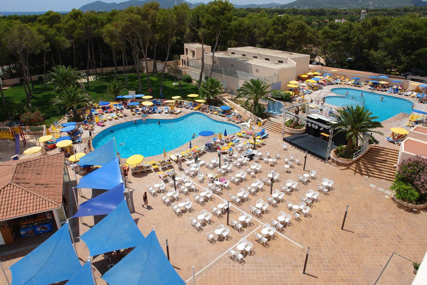 Invisa-Hotel-Ereso-General-view-3