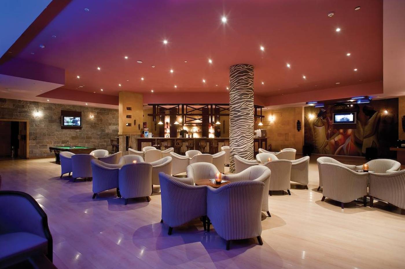 Amwaj-Oyoun-Resort---Spa-Bar-45