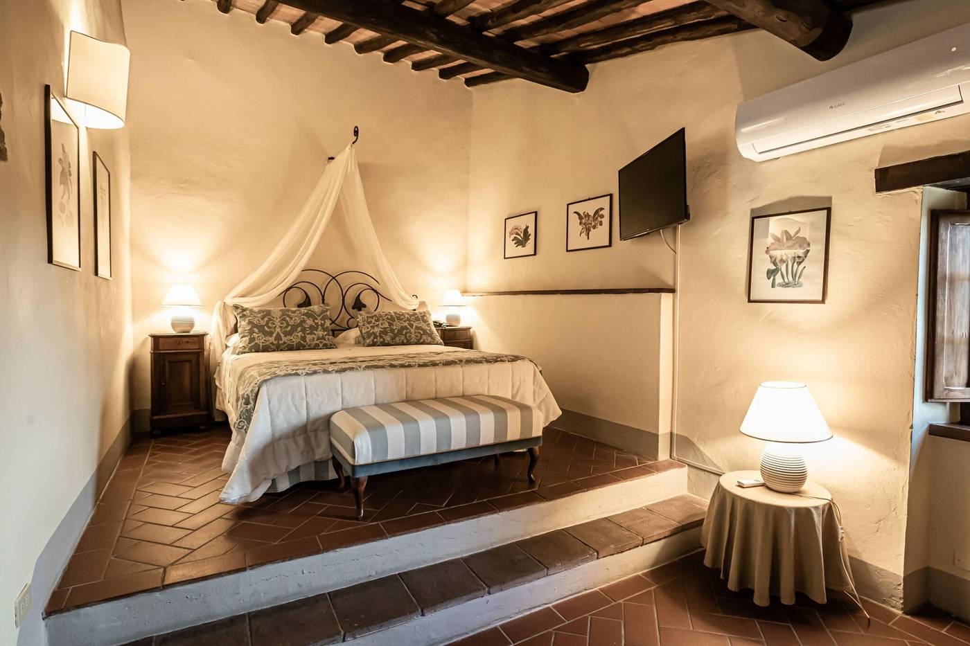 Il-Borgo-Di-Vescine-Room-32