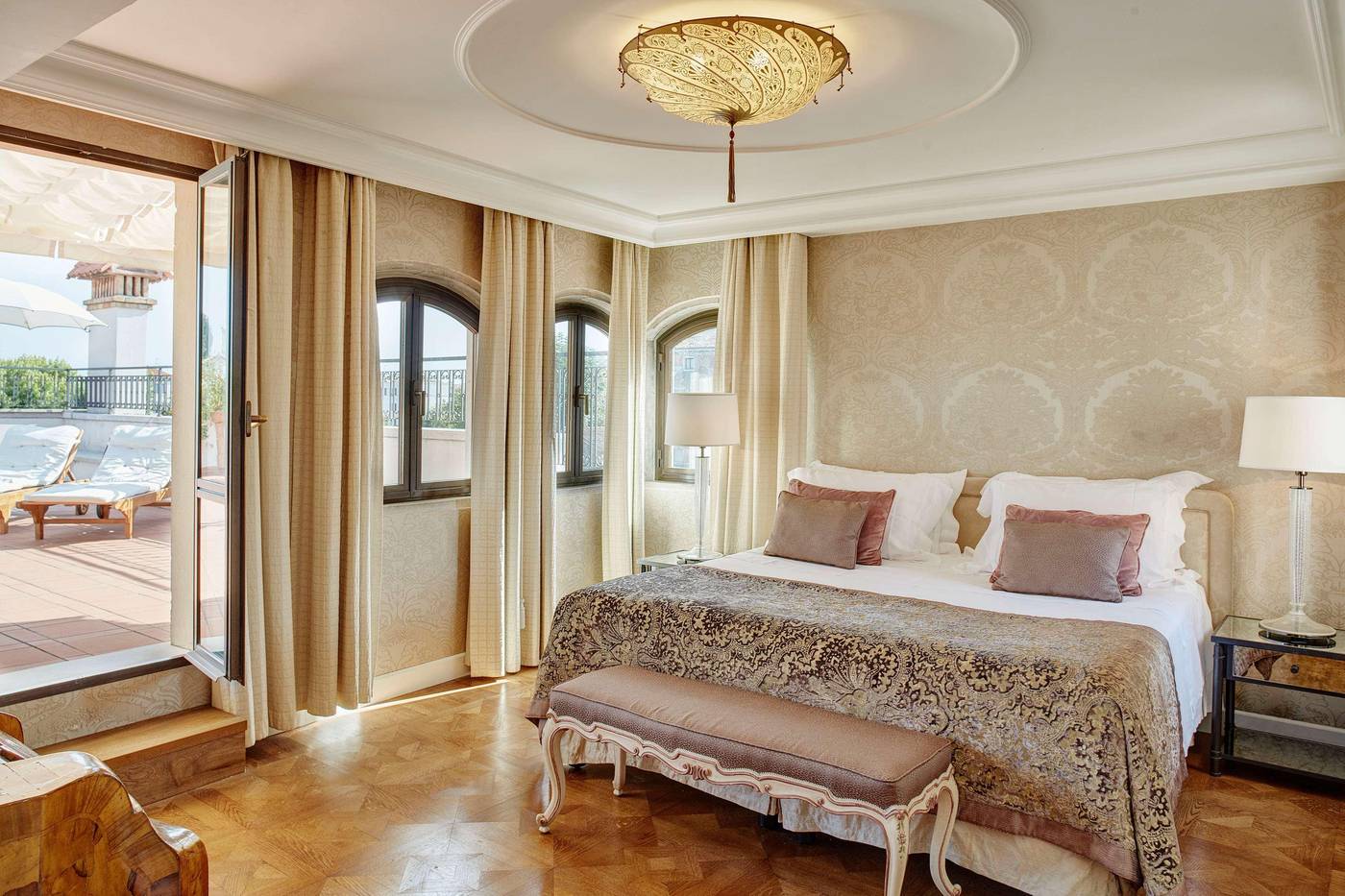 Hotel-Cipriani--A-Belmond-Hotel--Venice-Room-10