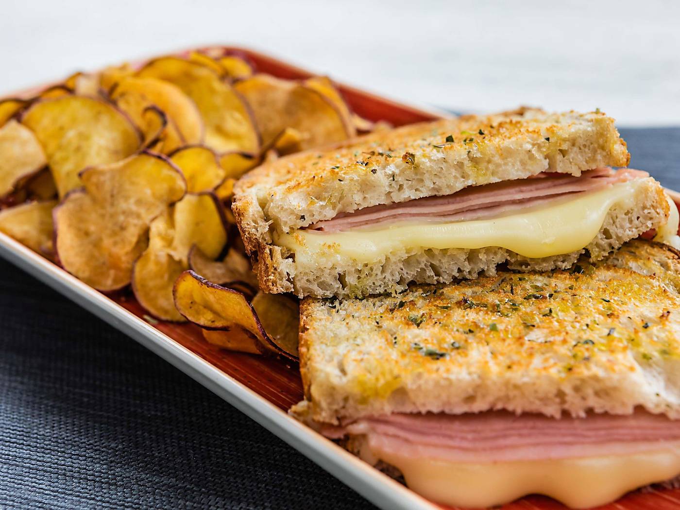 Ibis-Lisboa-Liberdade-Restaurant-60