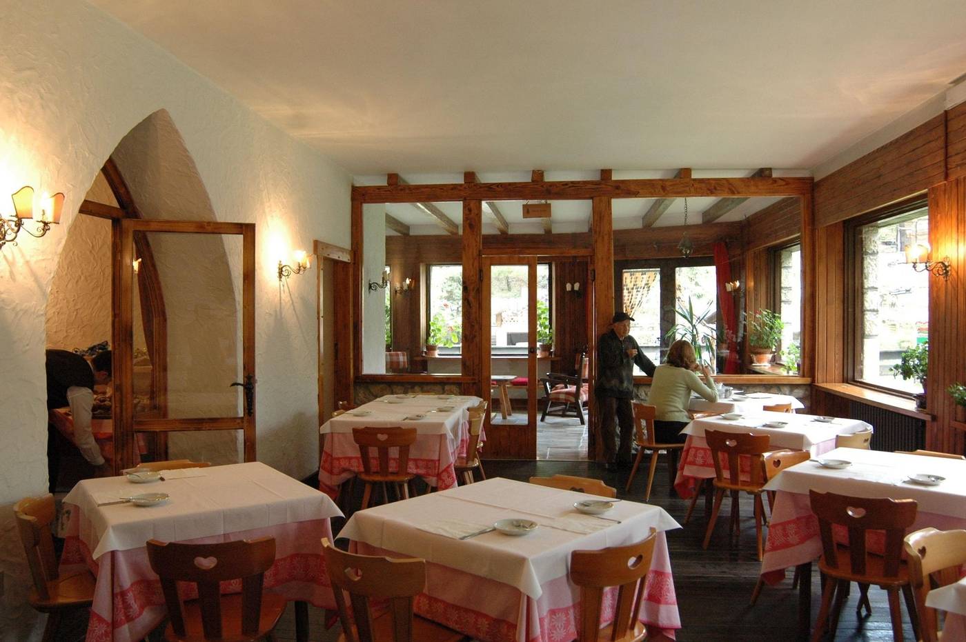 Hotel-Mille-Pini-Restaurant-12