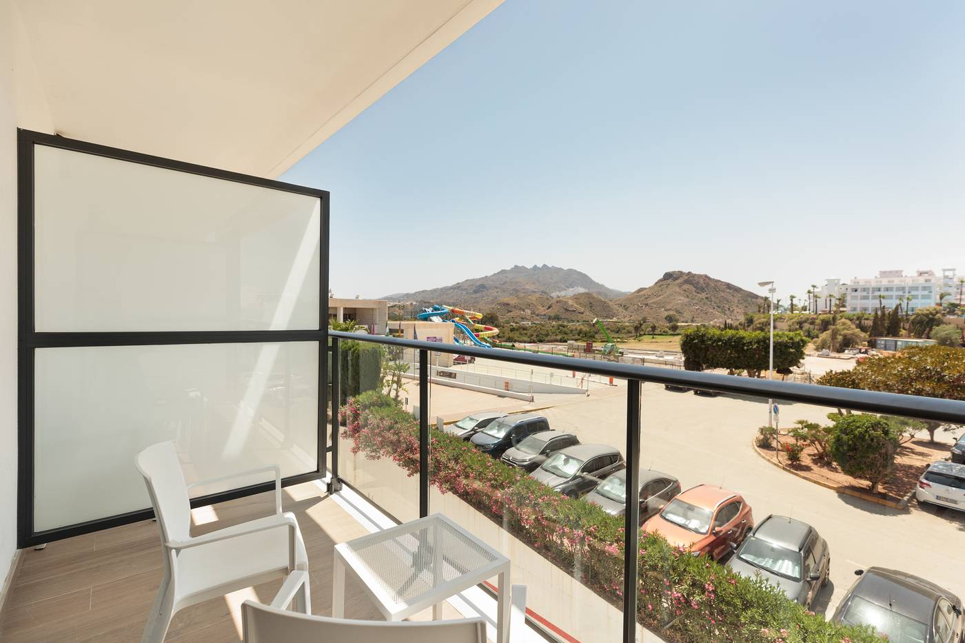 Best-Oasis-Tropical-Room-78