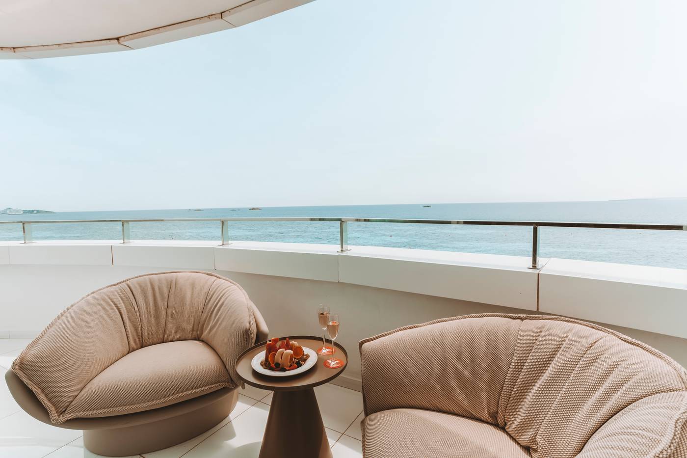 Ushuaia-Ibiza-Beach-Hotel-Room-18