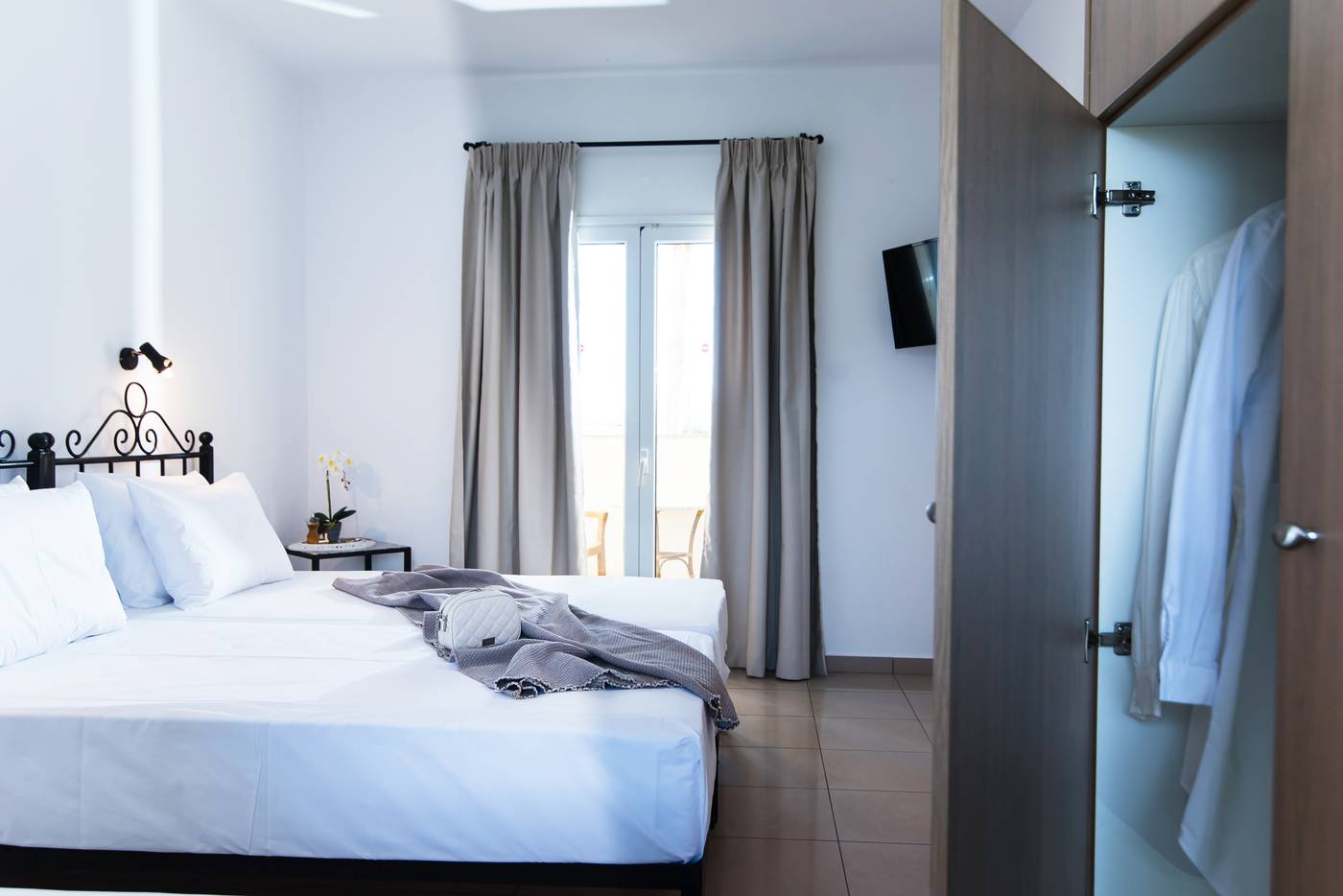 Real-Palace-Hotel---Studios-Room-30