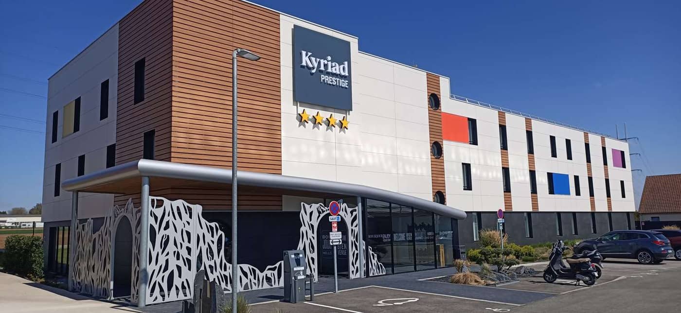 Kyriad Prestige Amiens - Poulainville Spa-France-POULAINVILLE-General view-1