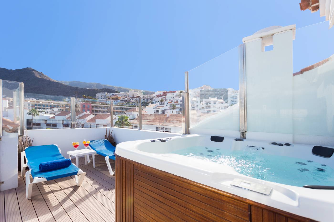 Globales-Tamaimo-Tropical-Sports-and-Entertainment-51