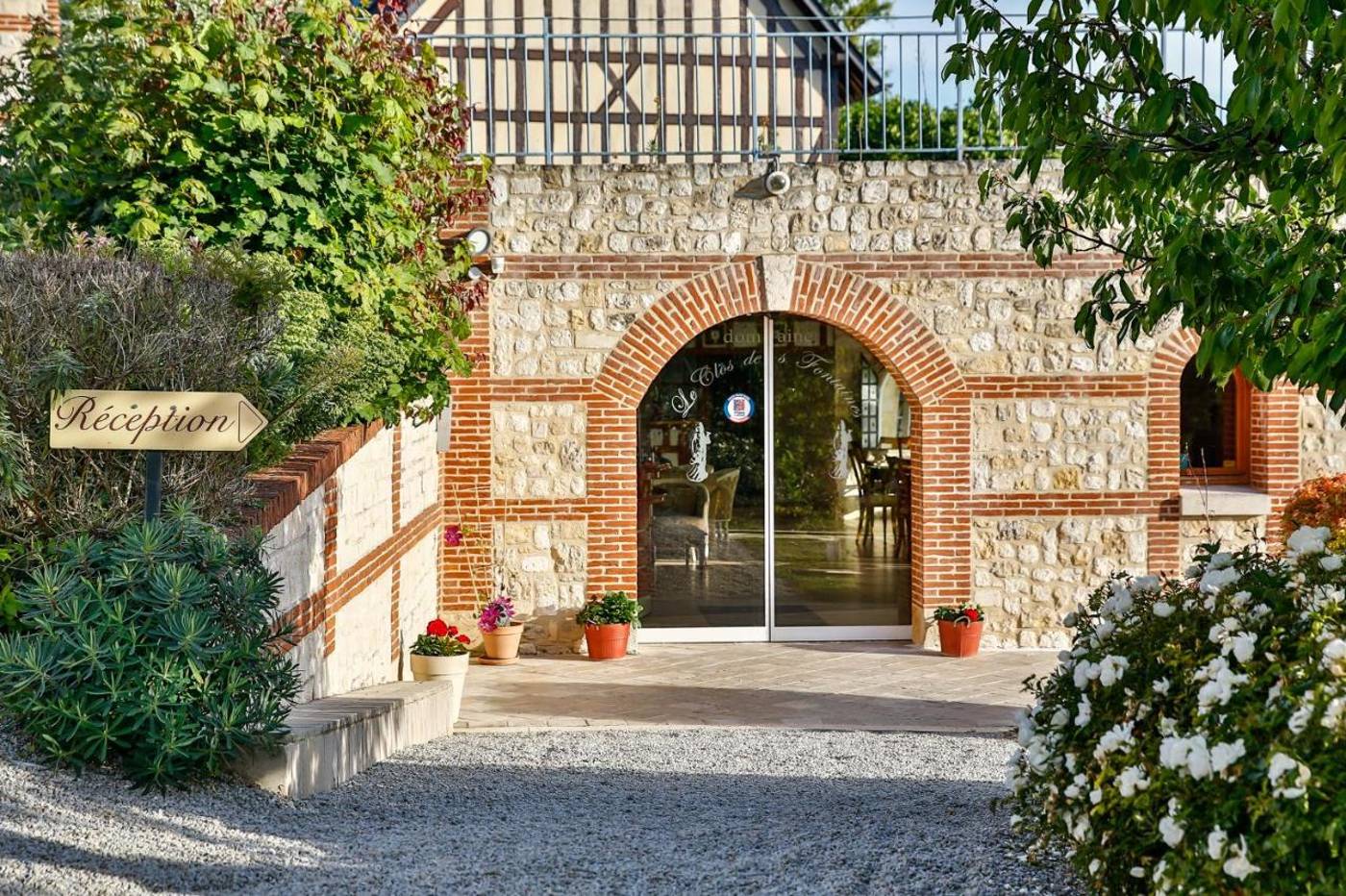 Demeures & Chateaux Le clos des fontaines-France-JUMIEGES-Lobby-4