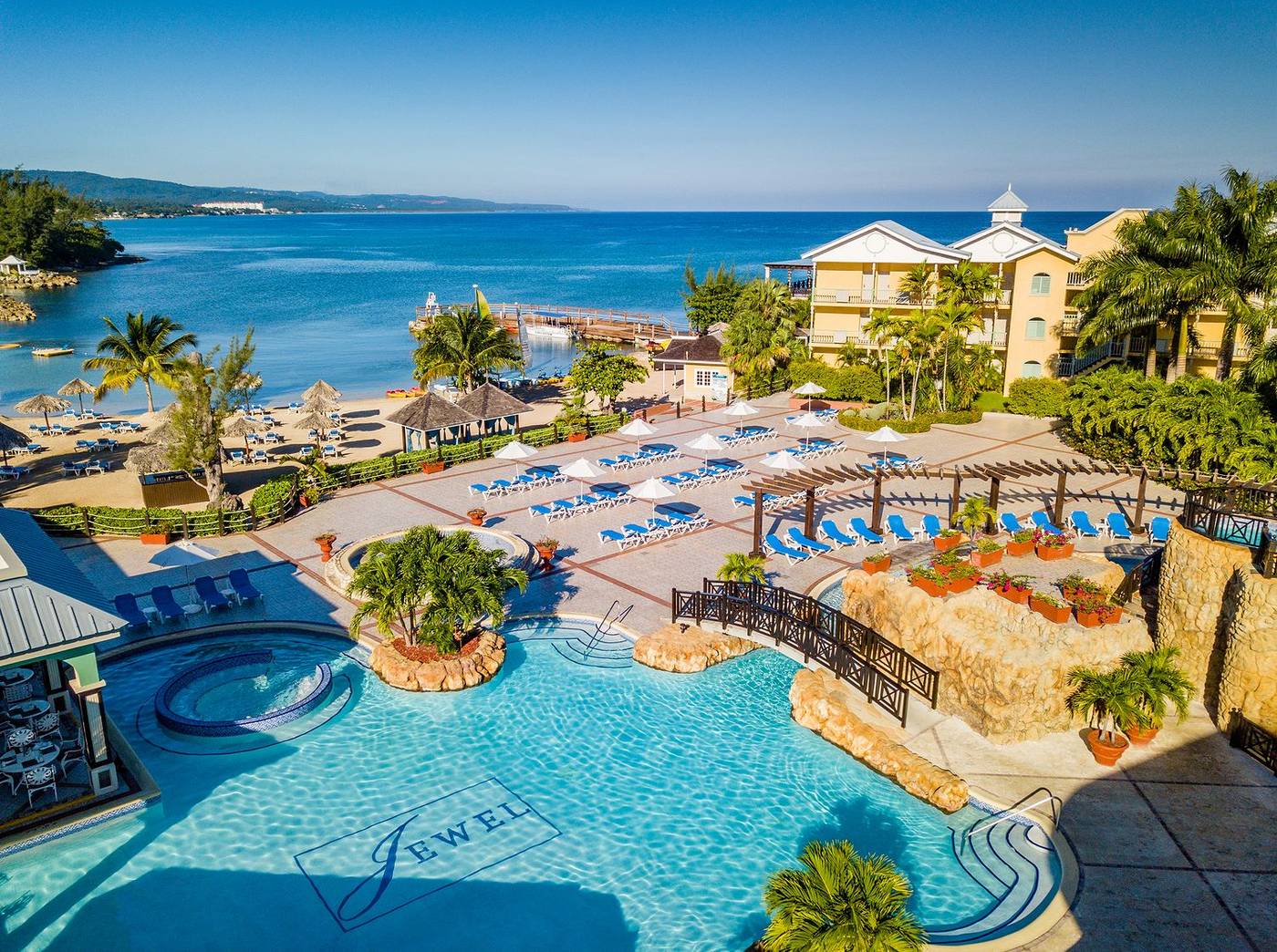 Jewel Paradise Cove Resort All Inclusive Curio By Hilton - Adults Only