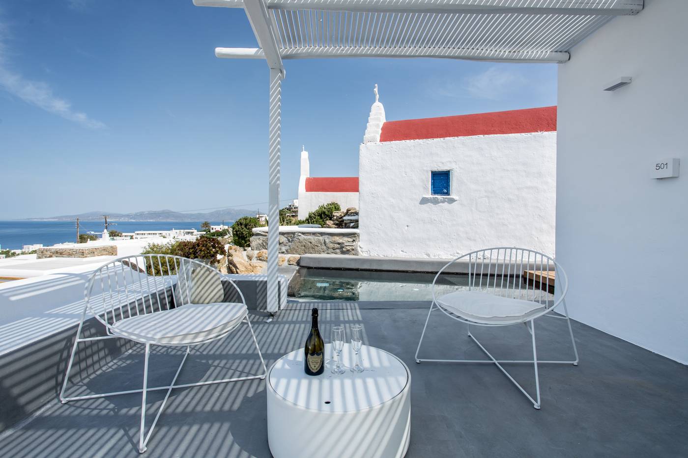 Ostraco-Luxury-Suites-Room-13