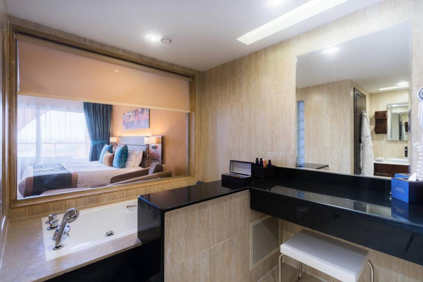 Savoy-Le-Grand-Hotel-Room-22