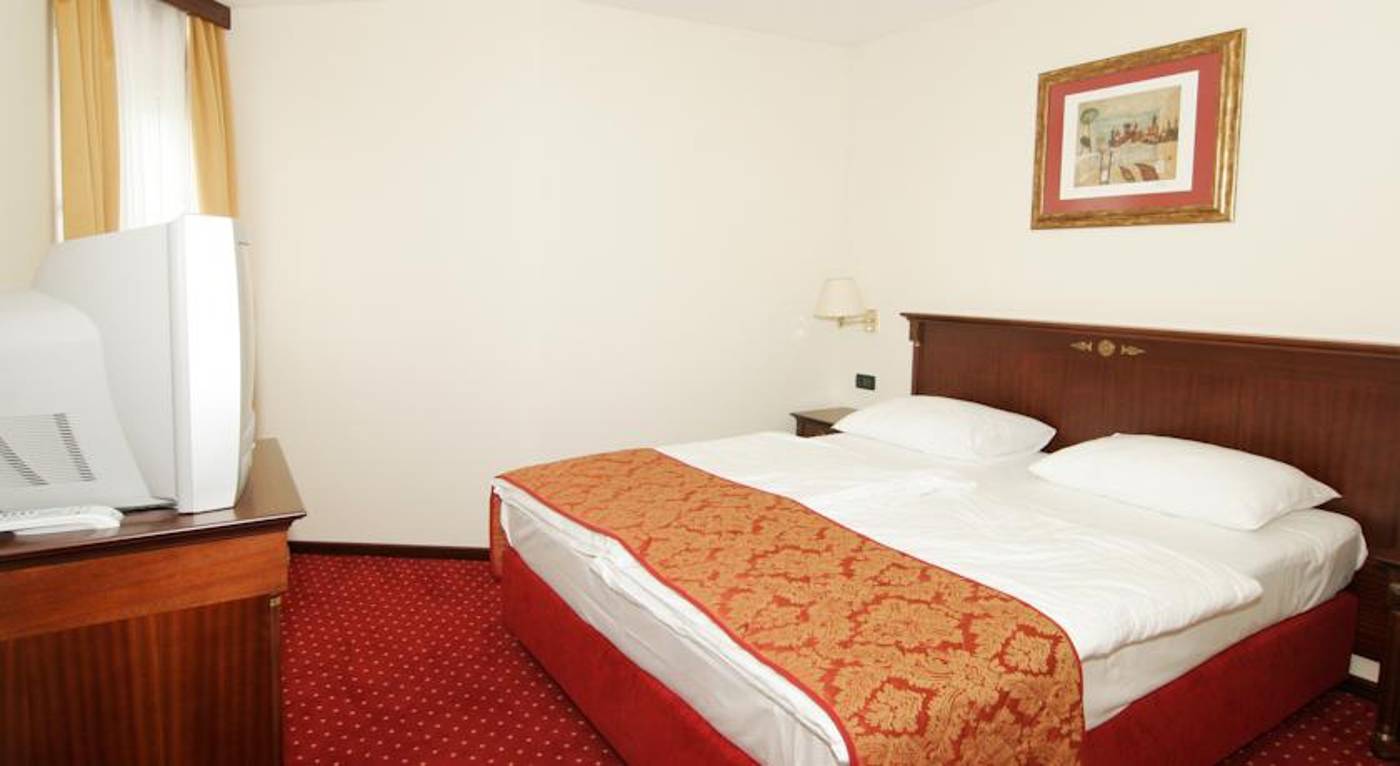 Meridijan - Adults Only