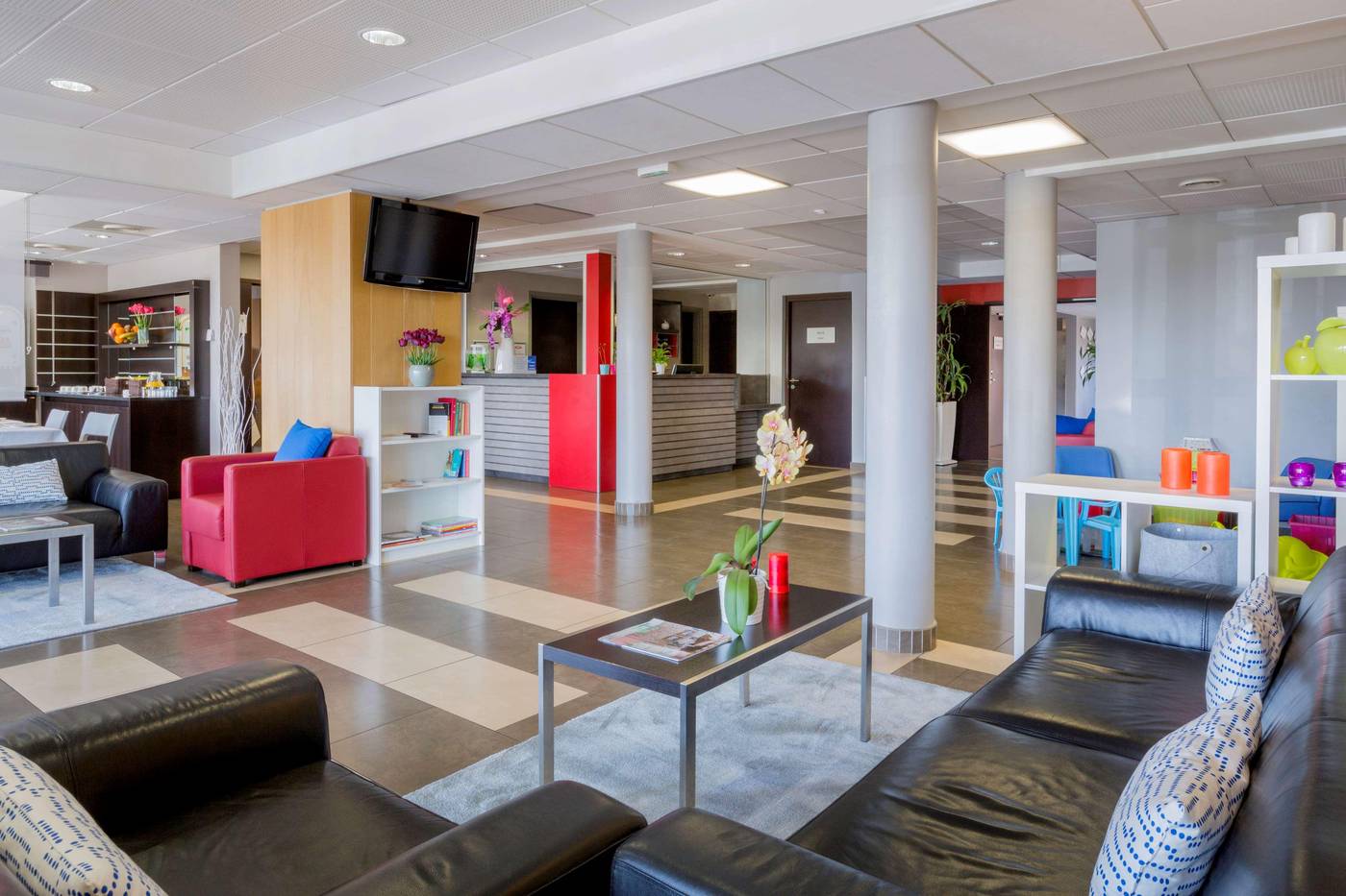 Best Western Park Hotel Geneve-Thoiry-France-Thoiry-Lobby-10