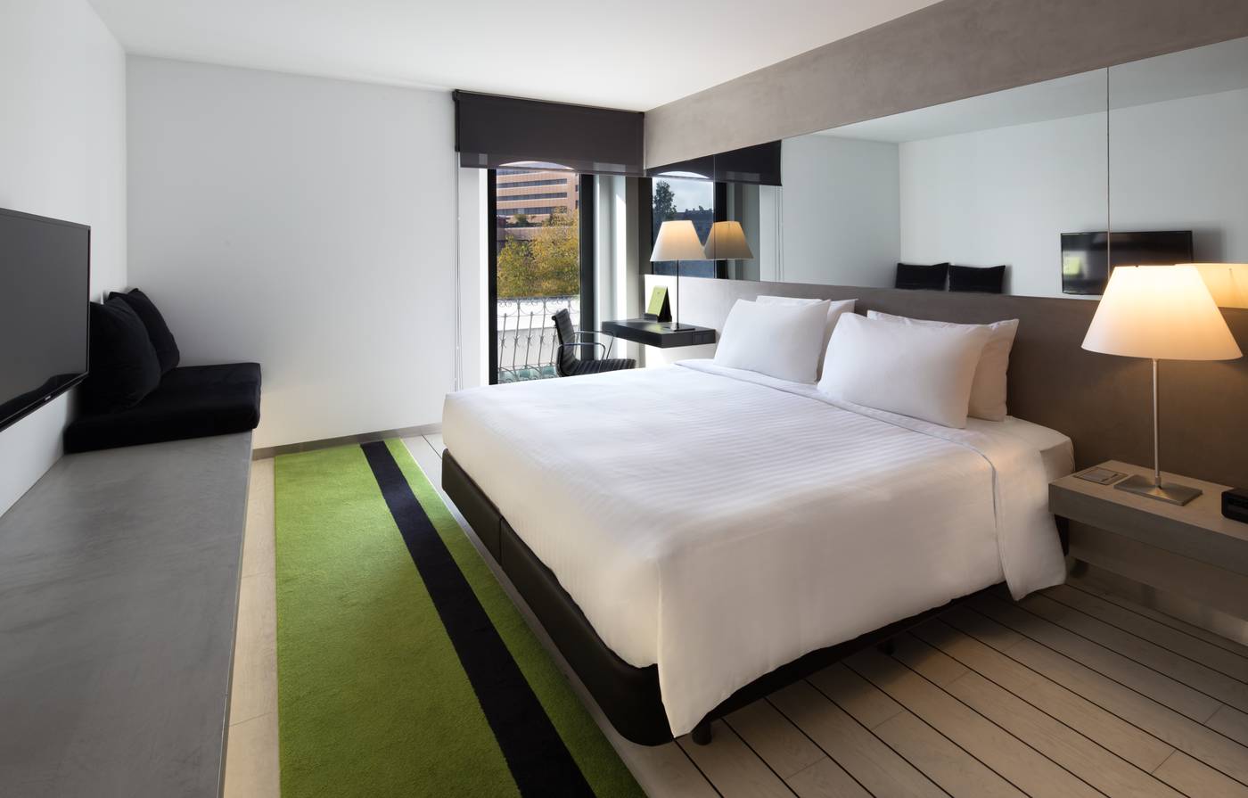Doubletree-by-Hilton-Lisbon---Fontana-Park-Room-22