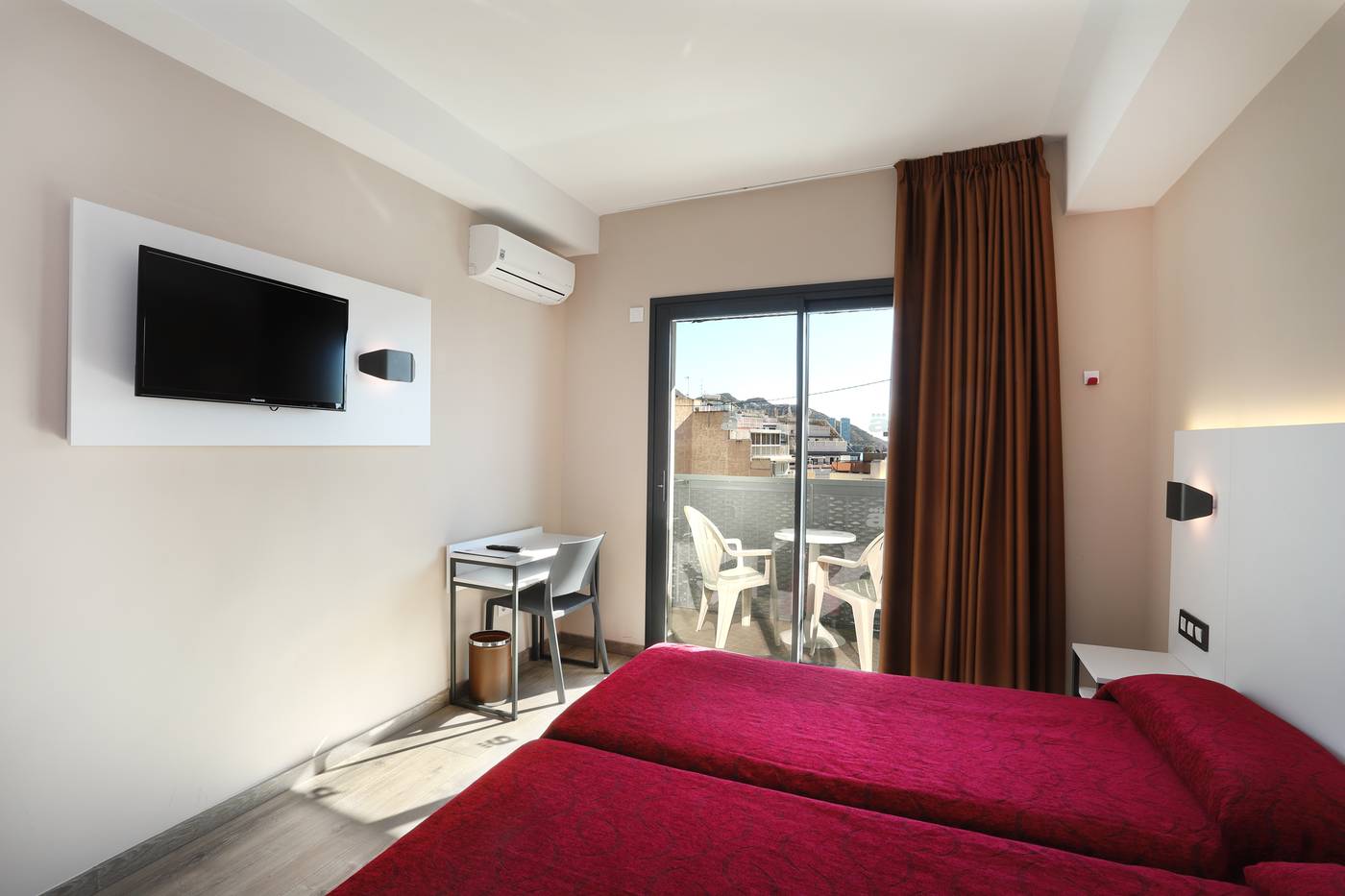 Alameda-Hotel-Room-4