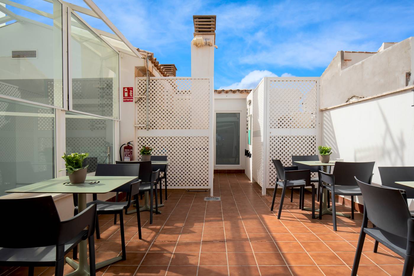 Suites-del-Pintor-Terrace-1