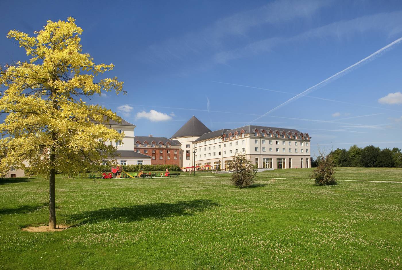 Grand-Magic-Hotel-General-view-7