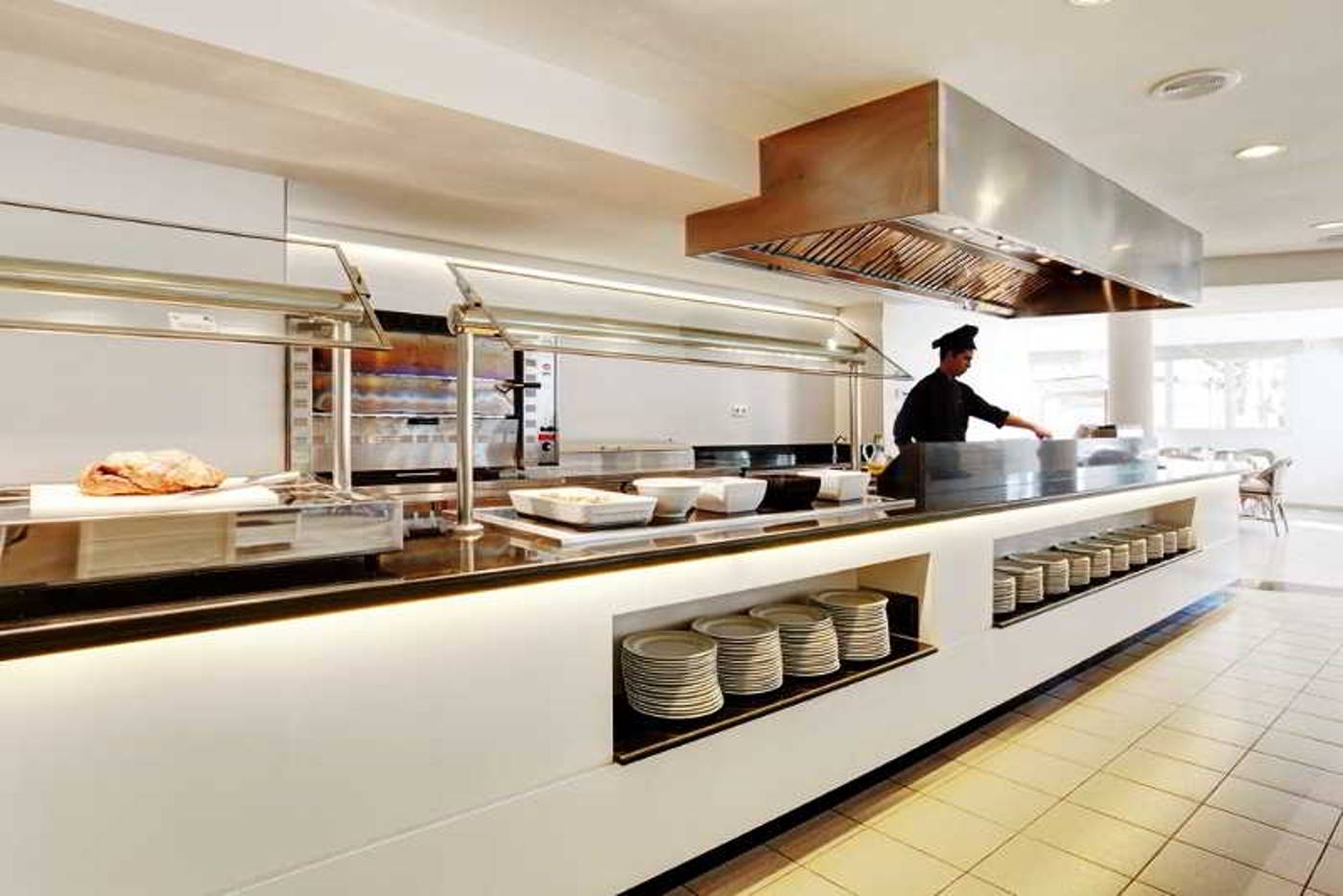 Grupotel-Club-Menorca-Restaurant-21