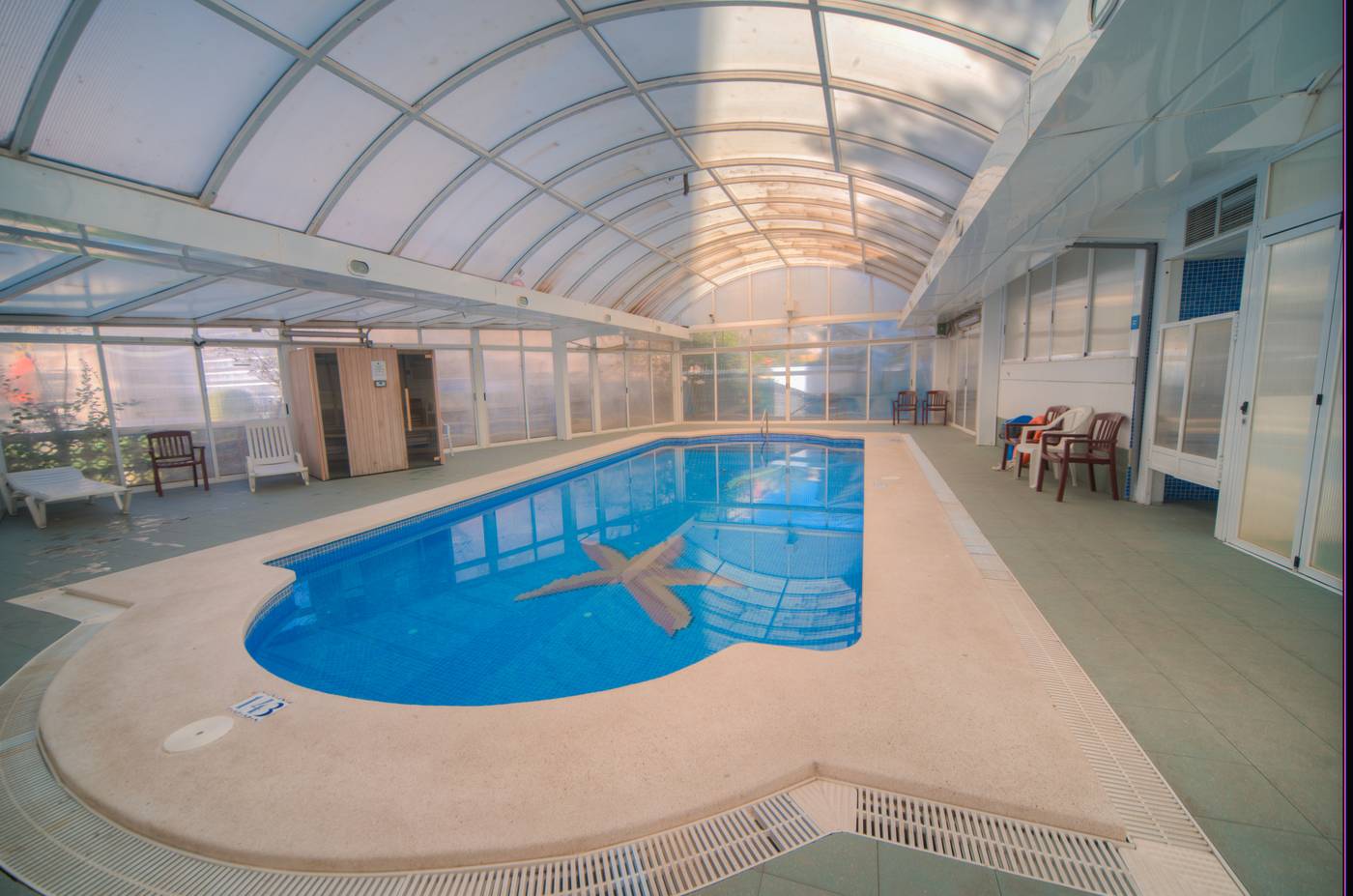 Aparthotel-BCL-Levante-Club-Pool-18