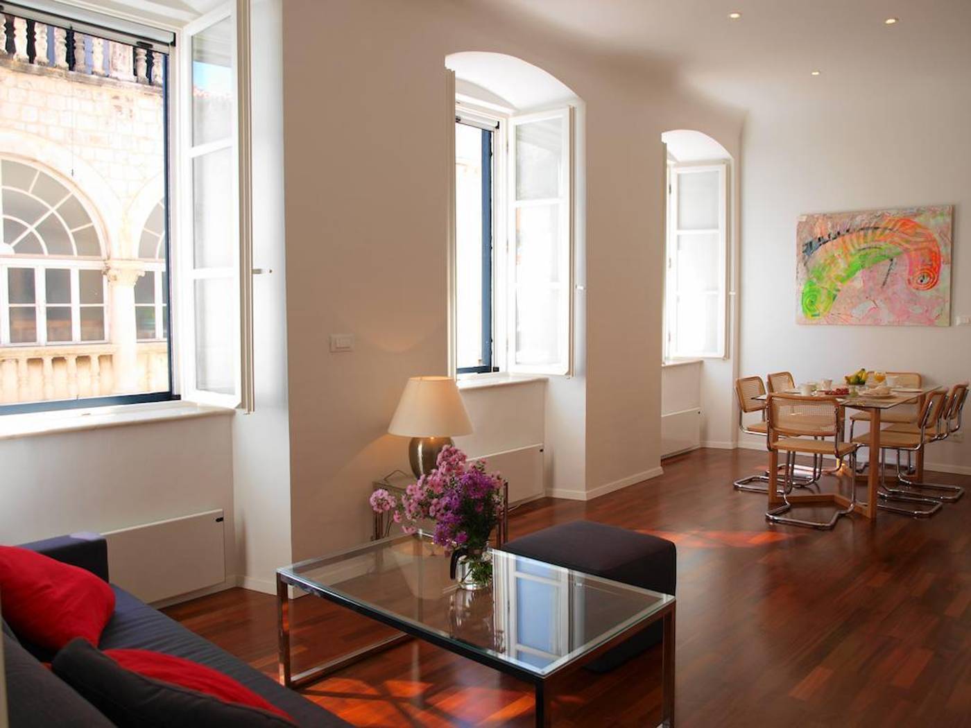 The-Miro-Studio-Apartments-General-view-28