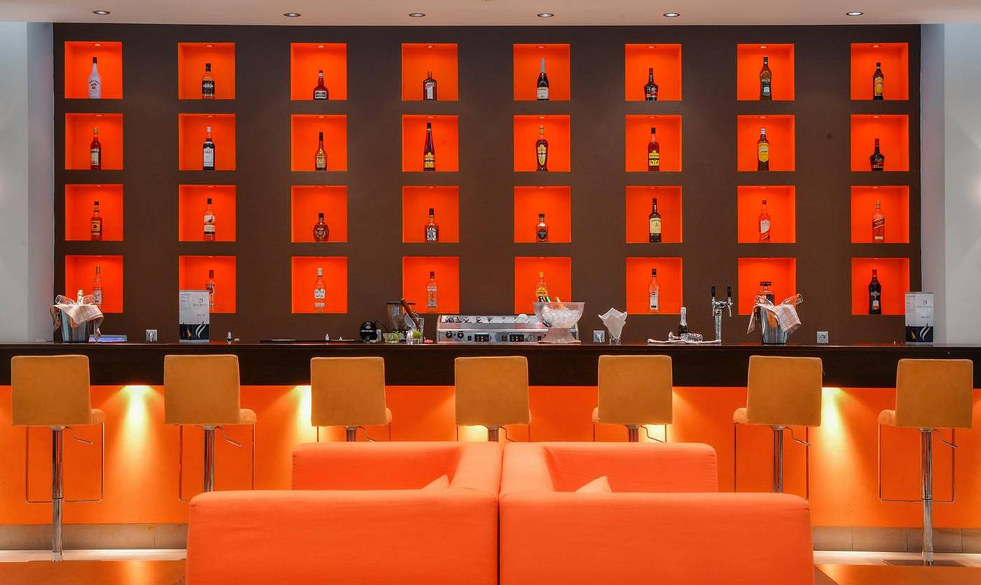 Sol-Cosmopolitan-Rhodes-Bar-58