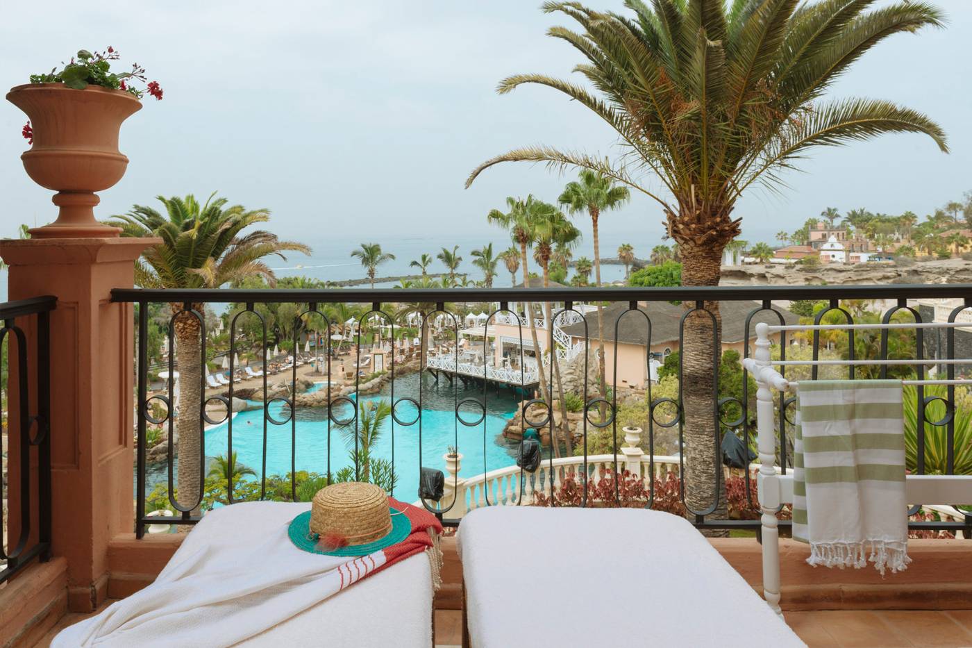 Bahia-del-Duque-Room-84