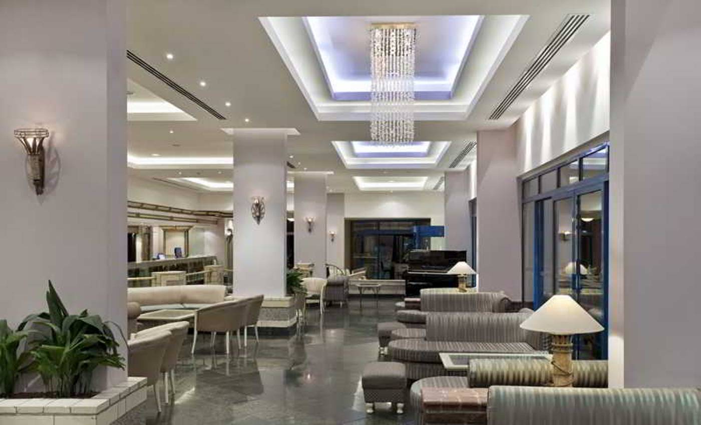 Sunrise-Resort-Hotel-Lobby-45