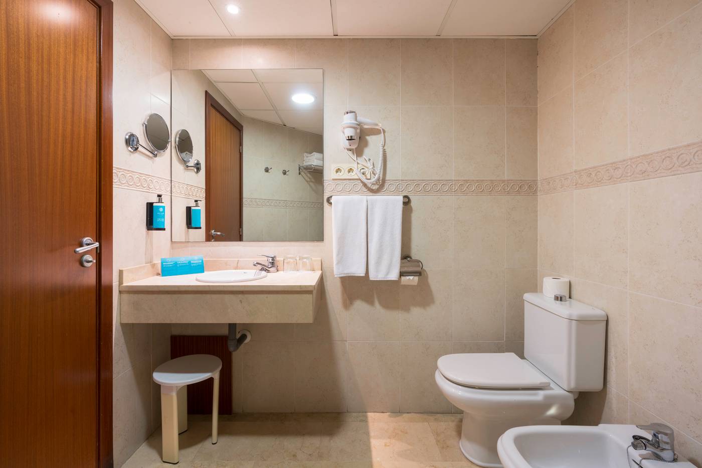 AluaSun-Lago-Rojo-Room-33