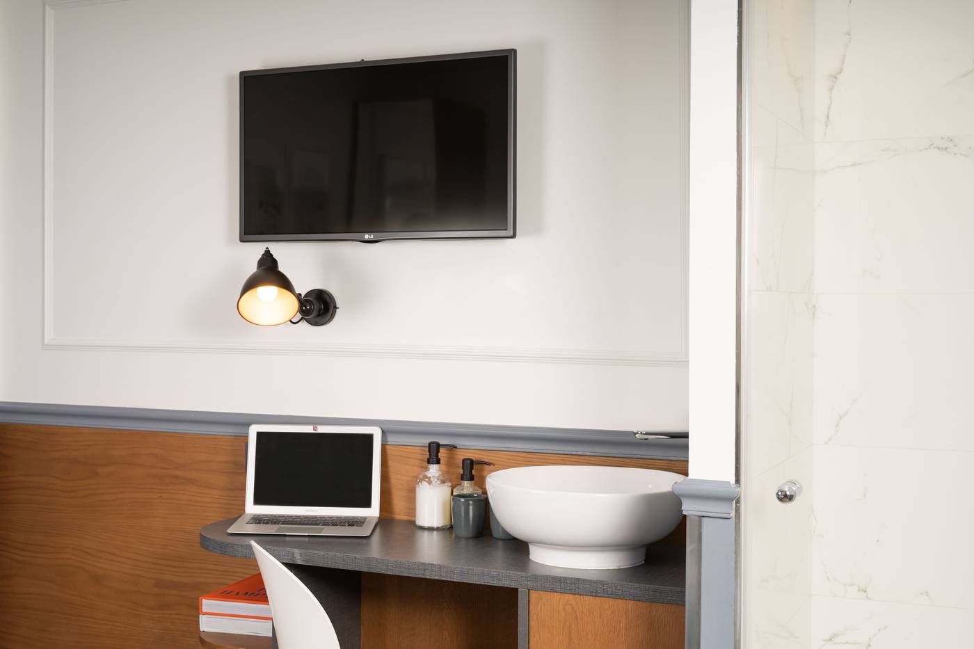 Hotel-Petit-Lafayette-Room-29