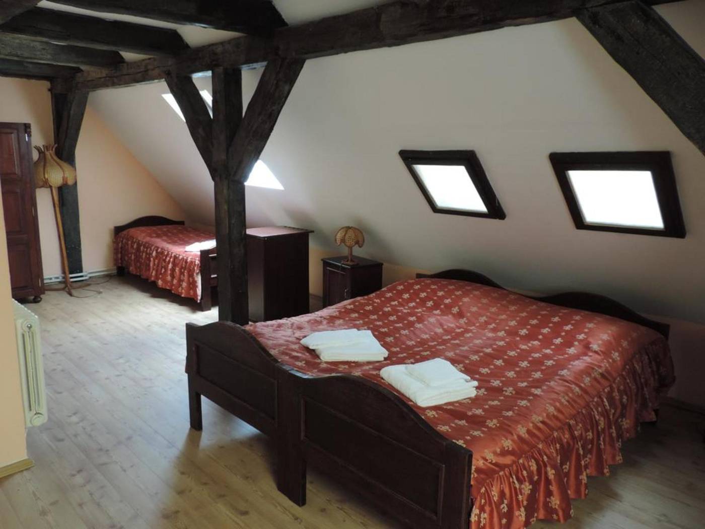 King-George-Hotel-Room-16